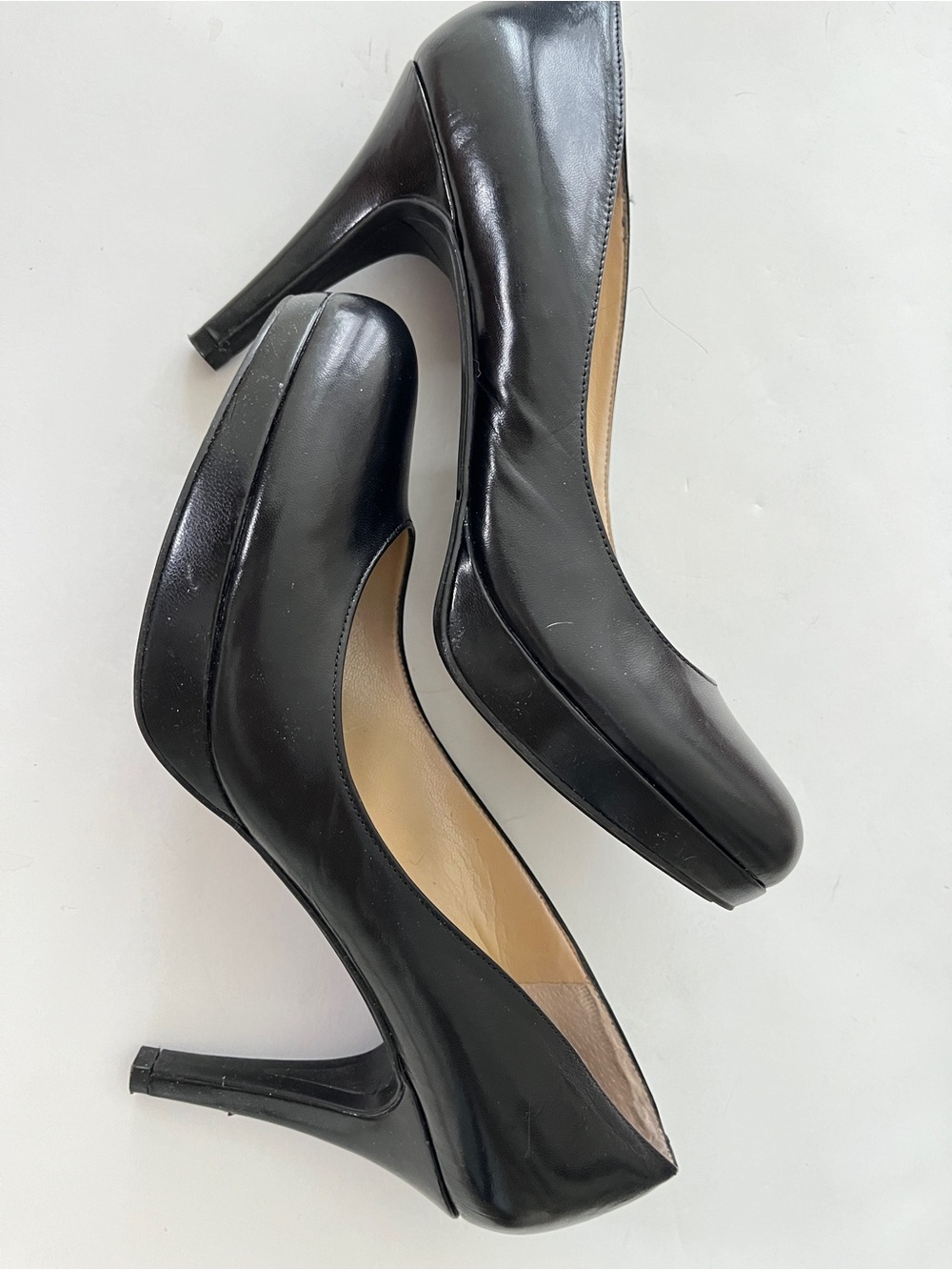 Perfect Marc Fisher Classic Black leather Platform Pump Women's Heels shoes 9.5
